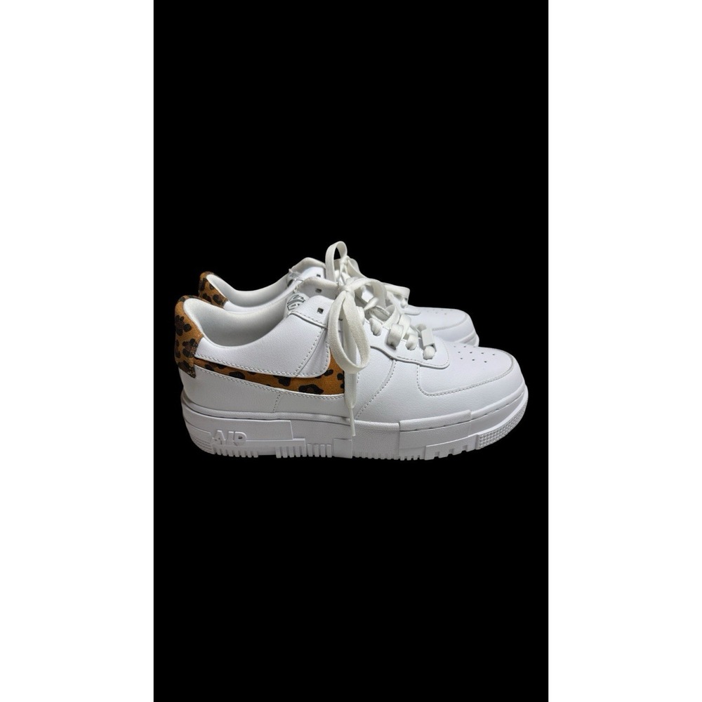 Women's Sz 8.5 Nike Air Force 1 Pixel SE Leopard Print Swoosh